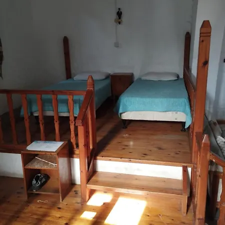Bed & Breakfast Antony's Garden House *