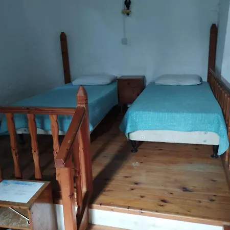 Antony's Garden House * Episkopi (Limassol)
