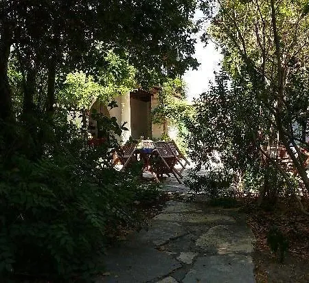 Antony's Garden House Nocleg ze śniadaniem Episkopi (Limassol)