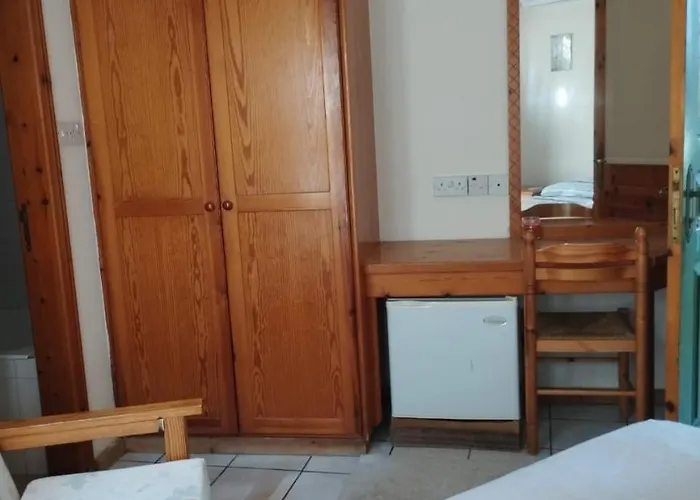 Antony's Garden House Episkopi (Limassol)