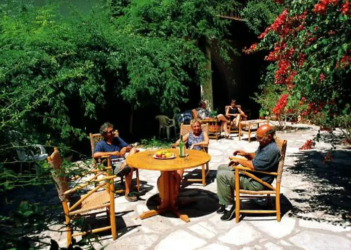 Antony's Garden House ベッド・アンド・ブレックファスト Episkopi (Limassol)